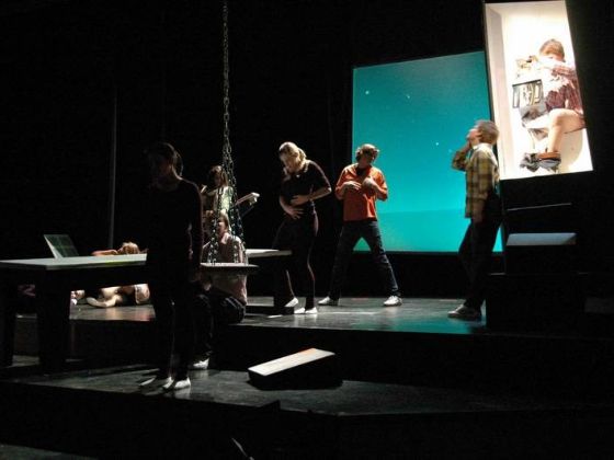 Bild Aufführung KantiTheater