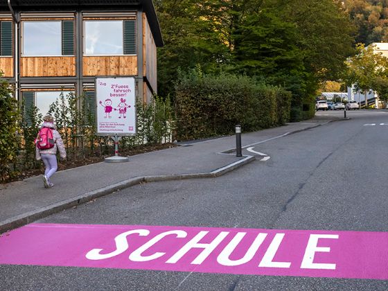 Bodenmarkierung Schulwegsicherheit