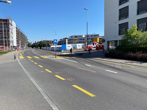 Zweiradlenker stürzt auf Öllache