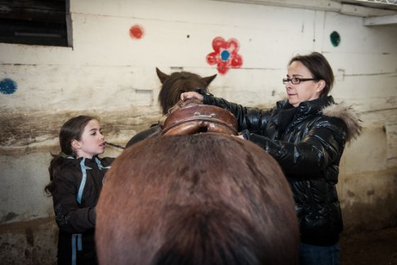 Mädchen in der Reitschule 2.