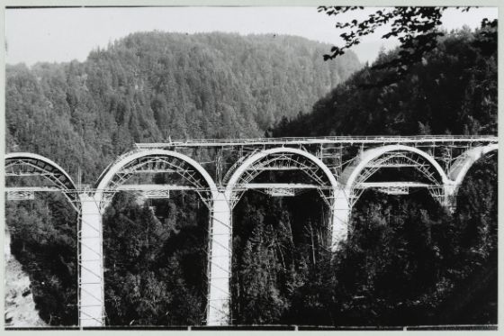 B Lorzentobelbrücke 02-106833
