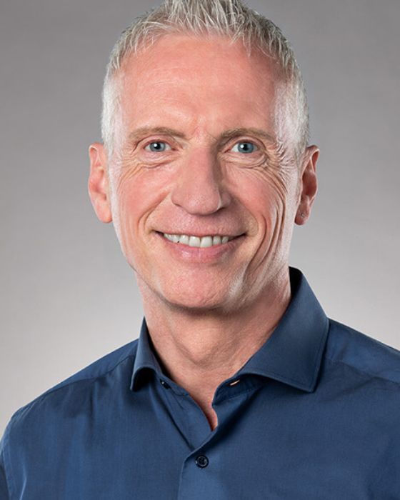 Furrer_Robin_hoch_kontakt