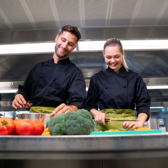01-kuechenangestellter-eba-vermerk-berufe-hotel-gastro