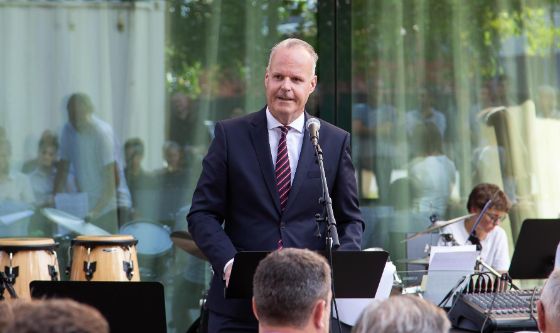 Stephan Schleiss bei Eröffnung