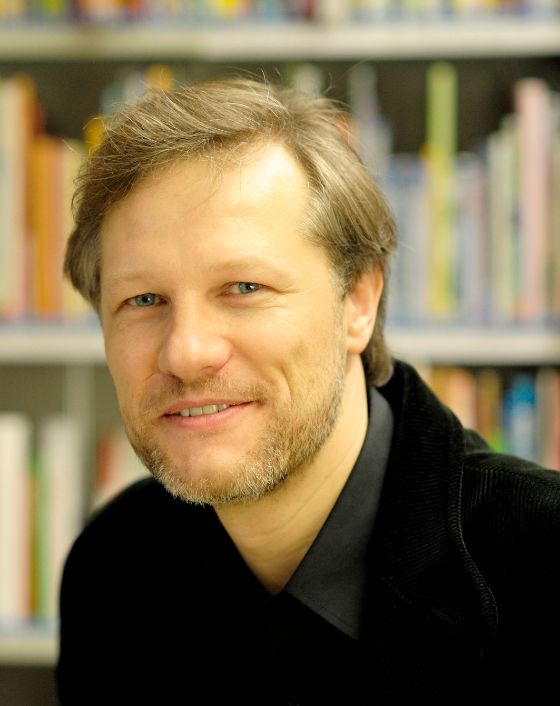 Porträt Prof. Dr. Stephan Gerhard Huber