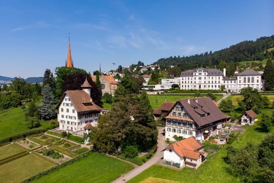 Luftaufnahme-Zurlaubenhof