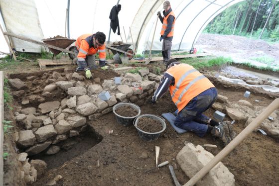 Abb. 2: Cham-Äbnetwald, archäologische Rettungsgrabung.  