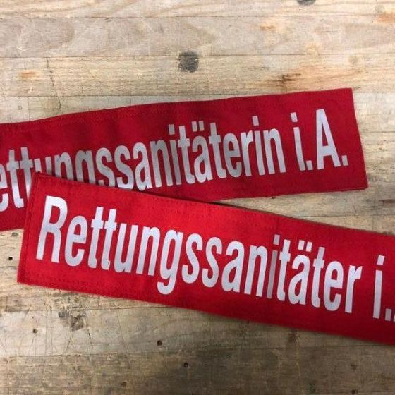Rückenschild Rettungssanitäterin i.A.