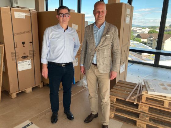Projektleiter des Hochbauamts, Beat Bühlmann, Regierungsrat und Bildungsdirektor Stephan Schleiss