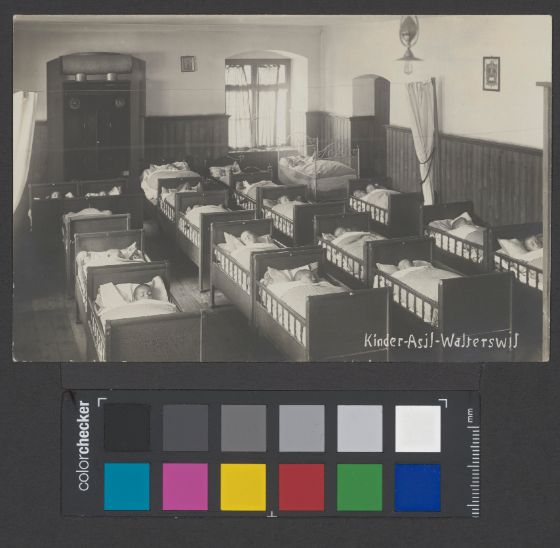 Bild 3: Schlafsaal im Kinderasyl Walterswil, ca. 1930. Foto: Stiftung Don Bosco Walterswil. Quelle: Staatsarchiv Zug, P 302