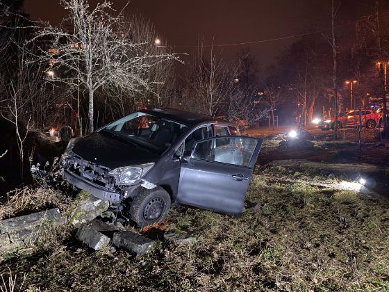Frontalansicht des Unfallfahrzeugs